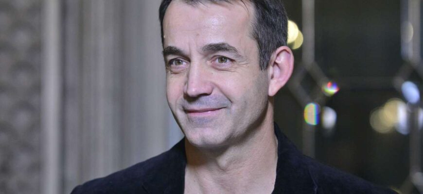 Дмитрий Певцов