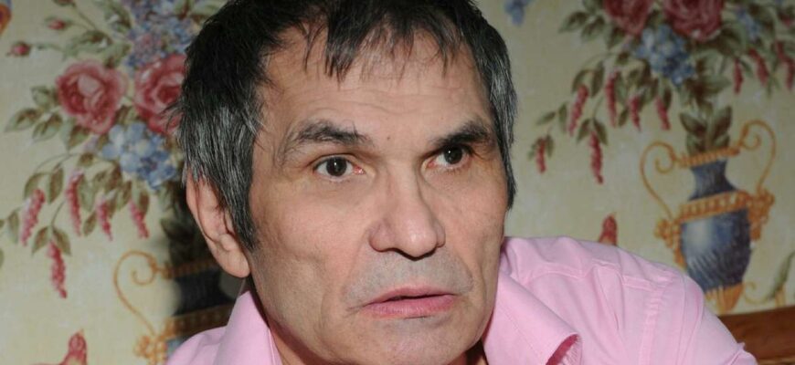 Бари Алибасов