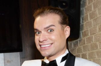 Гоген Солнцев