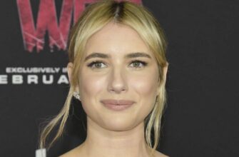 Эмма Робертс