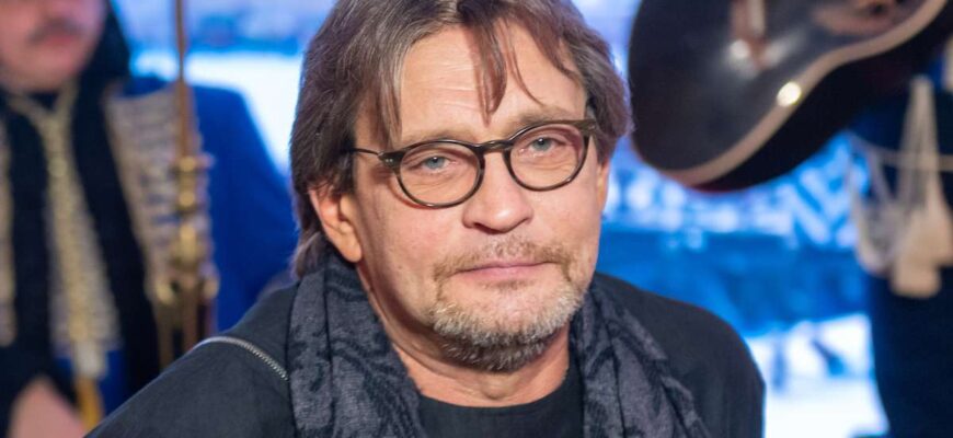 Александр Домогаров