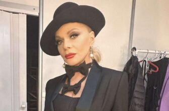 Лариса Долина