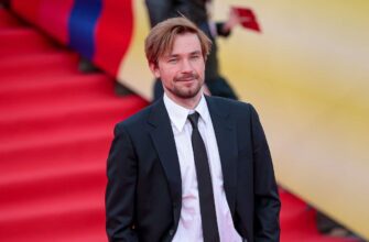 Александр Петров