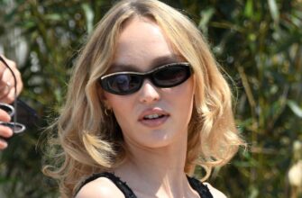 Лили-Роуз Депп