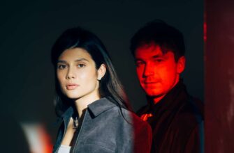 Александр Петровс женой Викторией