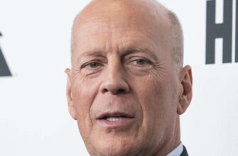 Брюс Уиллис