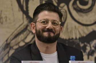 МИХАИЛ ГАЛУСТЯН