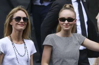 Ванесса Паради и Лили-Роуз Депп