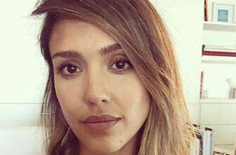 Джессика Альба