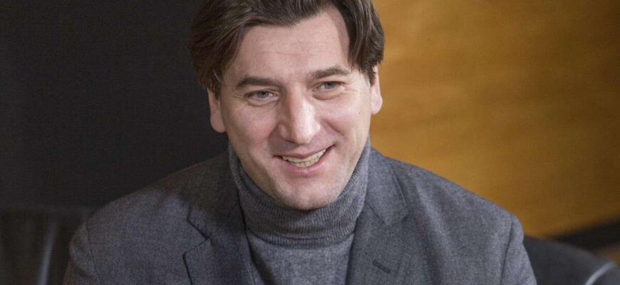 Александр Устюгов