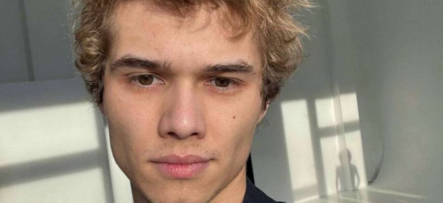 РУЗИЛЬ МИНЕКАЕВ