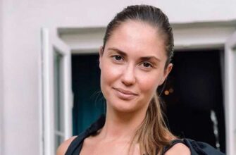 АГАТА МУЦЕНИЕЦЕ