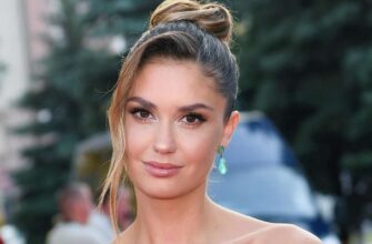 Агата Муцениеце