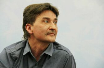 Юрий Бутусов