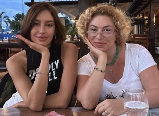 ВАЛЕНТИНА ИВАНОВА И СИМОНА ЧЕРНОМОРСКАЯ