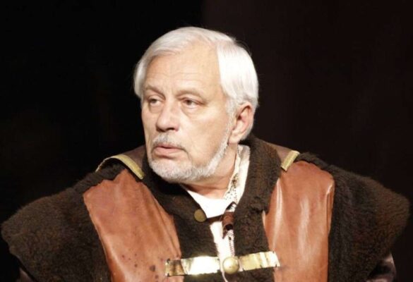 Владимир Сафронов